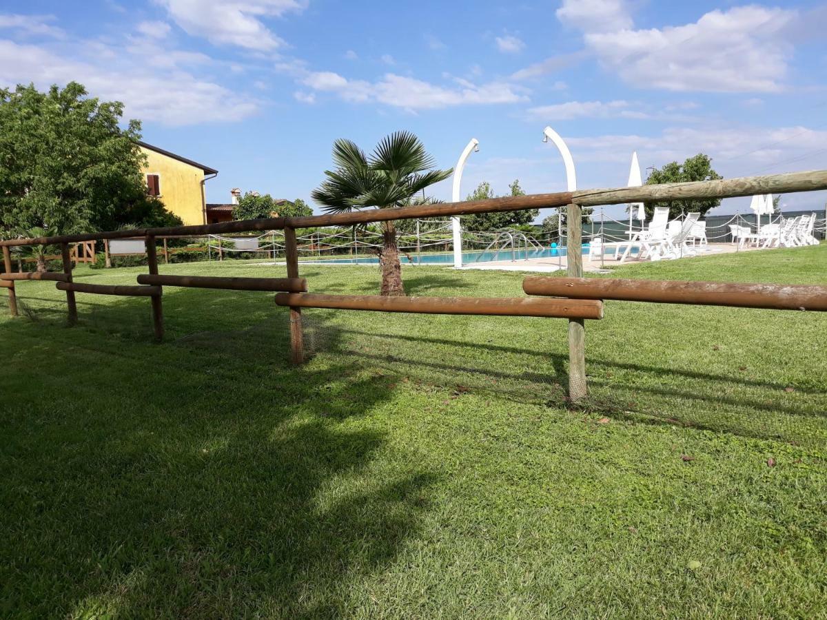 Agriturismo Trebis Вольта-Мантована Экстерьер фото